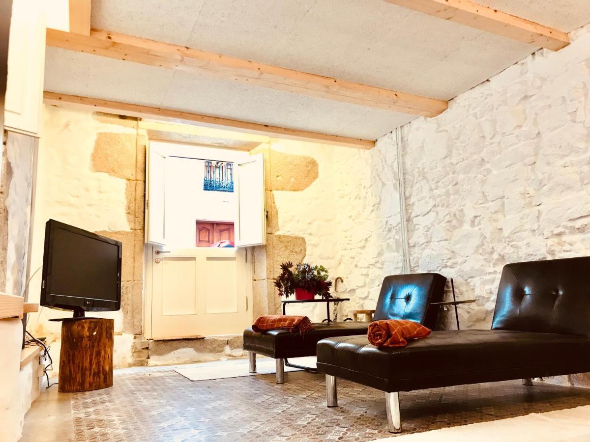 דירות א-קורוניה Enjoy The Old Town In A Full Renovated Duplex מראה חיצוני תמונה
